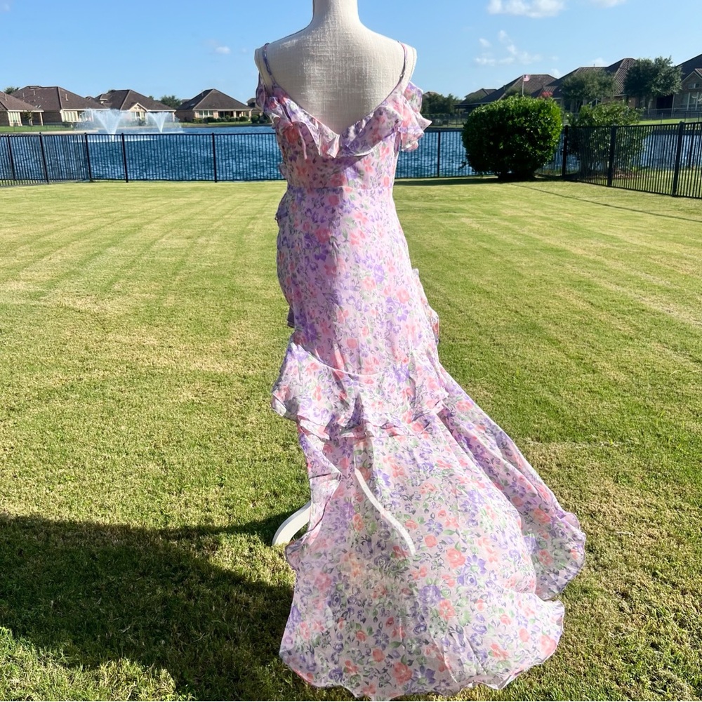 Astr The Label Pemberly Floral Off-Shoulder dress - Picture 6 of 6